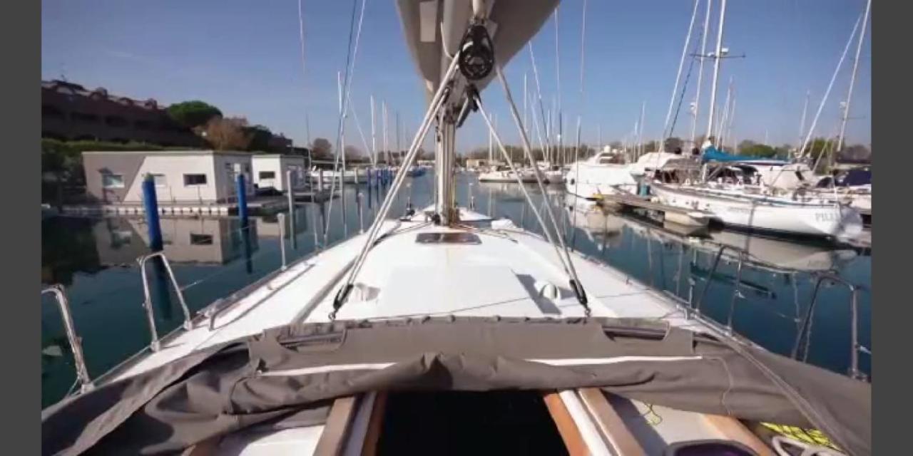 Marina Degli Estensi Floating Resort ลีโด เดลยี เอสเตนซี ภายนอก รูปภาพ